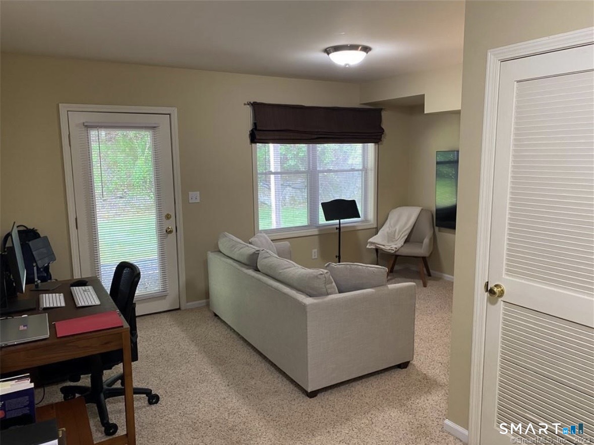 11 Trout Brook Circle Newtown CT 06470
