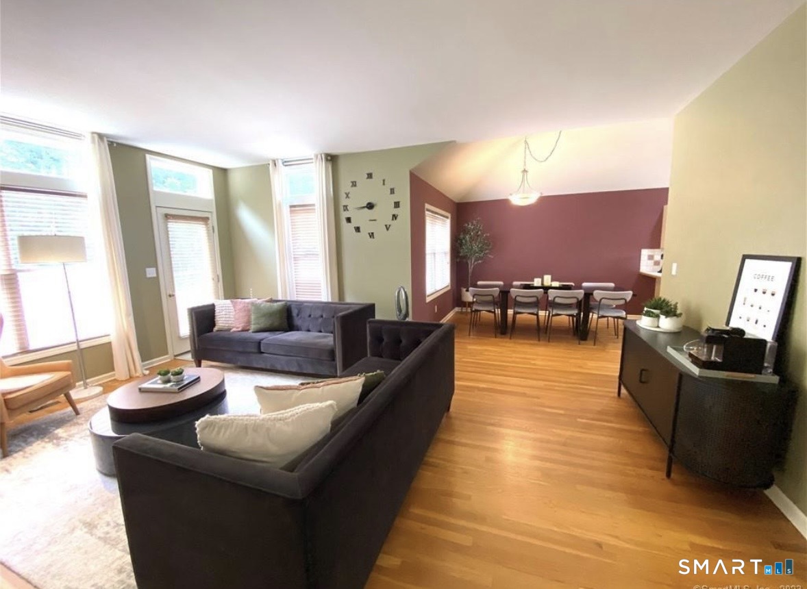 11 Trout Brook Circle Newtown CT 06470