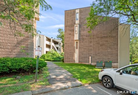 23 Burgundy Hill Lane Middletown CT 06457