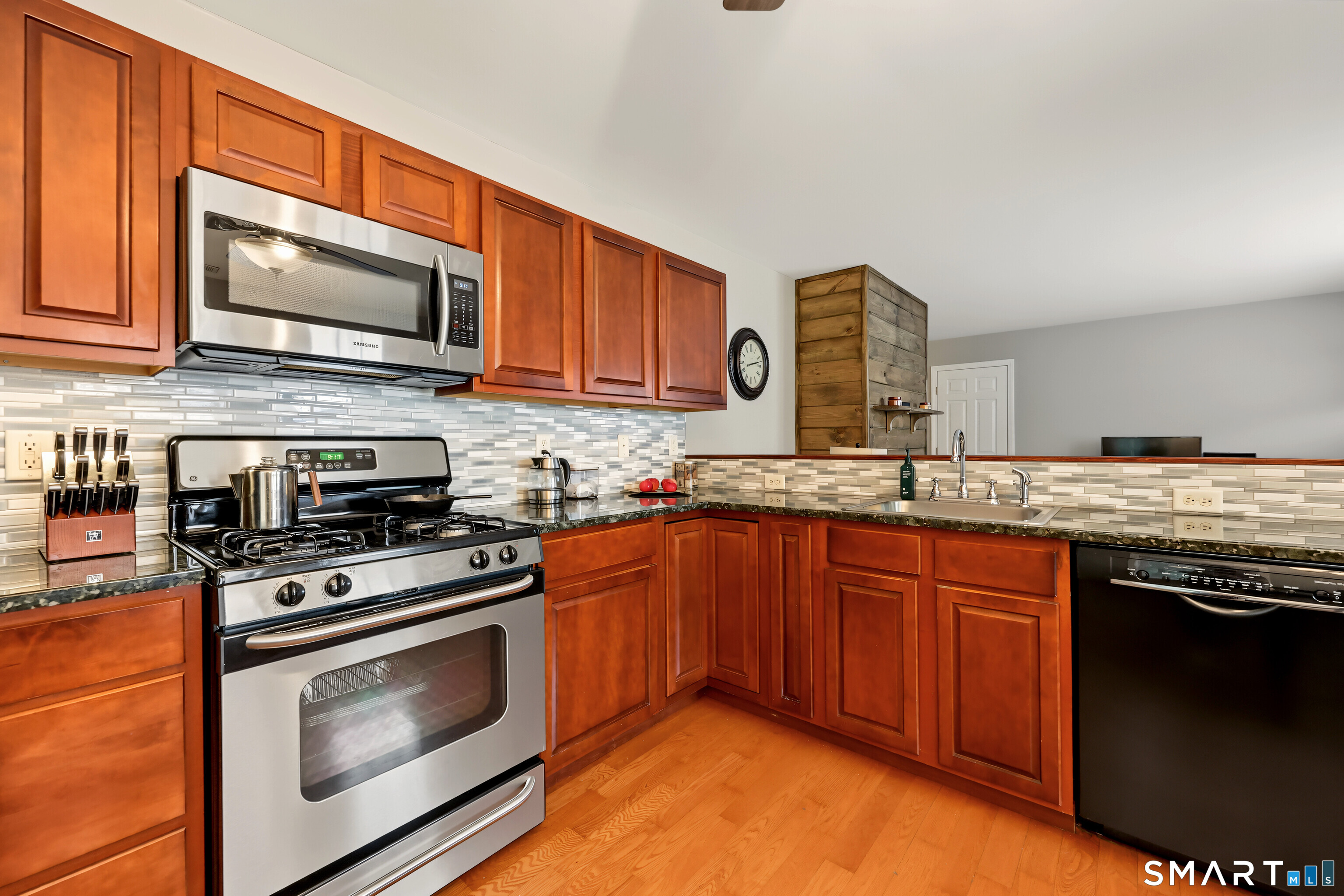 661 West Avenue Milford CT 06460