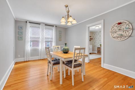 18 Robin Road West Hartford CT 06119