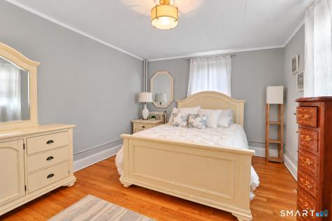18 Robin Road West Hartford CT 06119