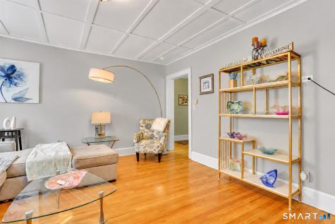 18 Robin Road West Hartford CT 06119