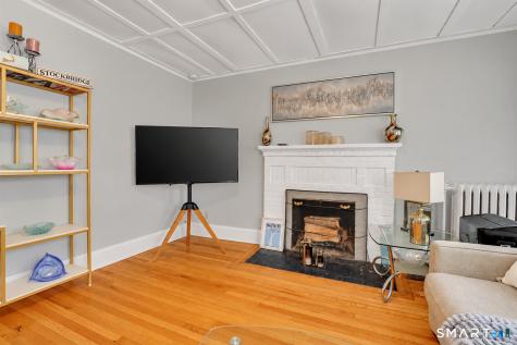 18 Robin Road West Hartford CT 06119