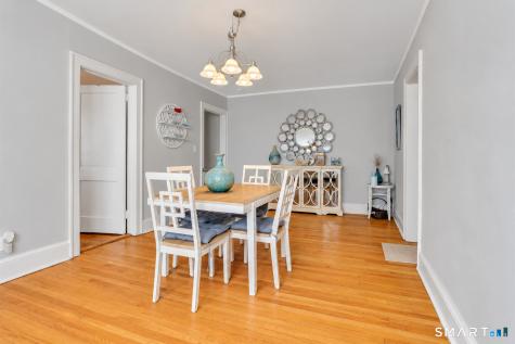 18 Robin Road West Hartford CT 06119