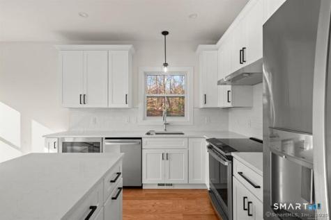 16 Fieldstone Court Bethel CT 06801