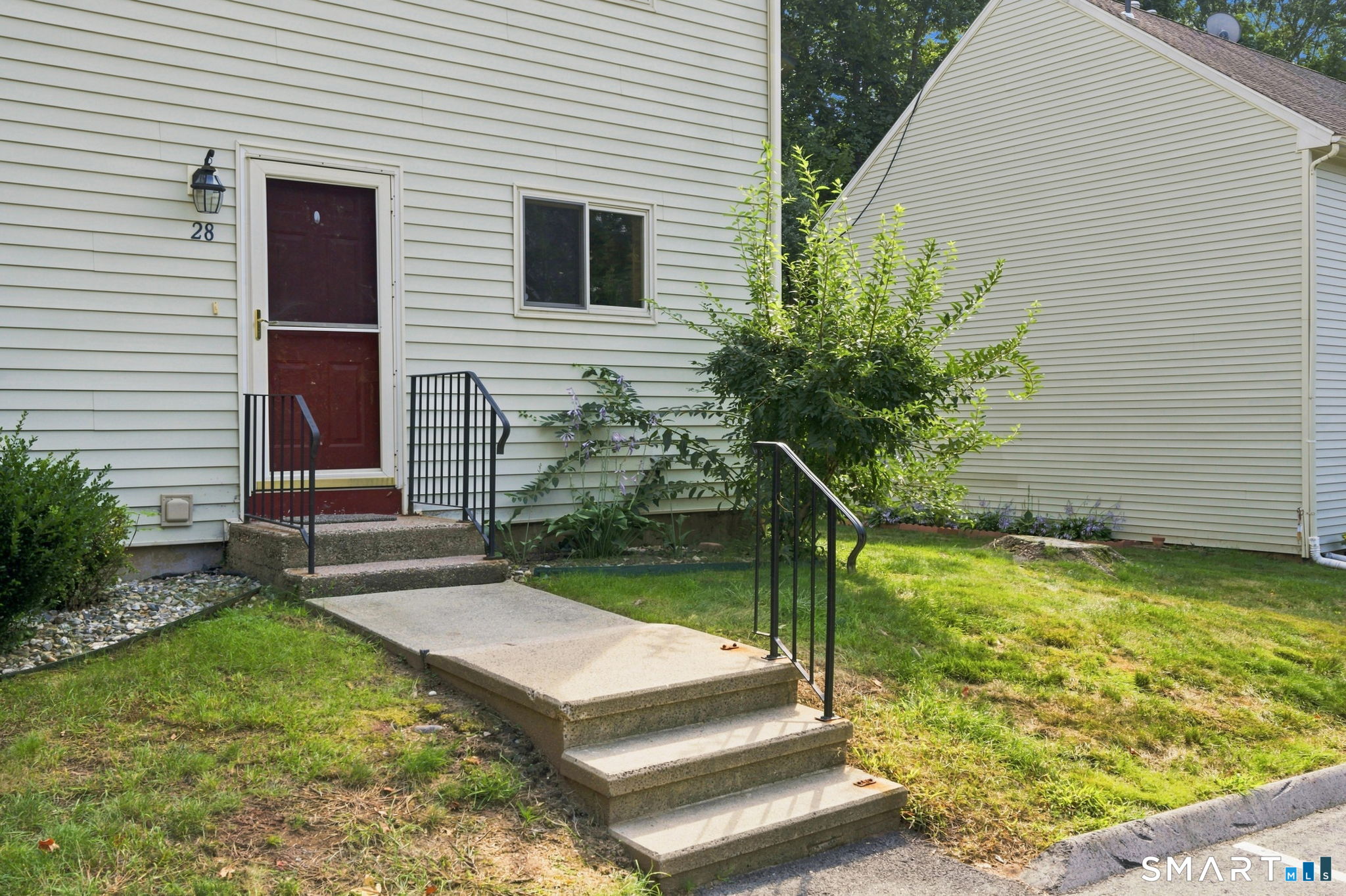 28 Larkspur Drive Cromwell CT 06416