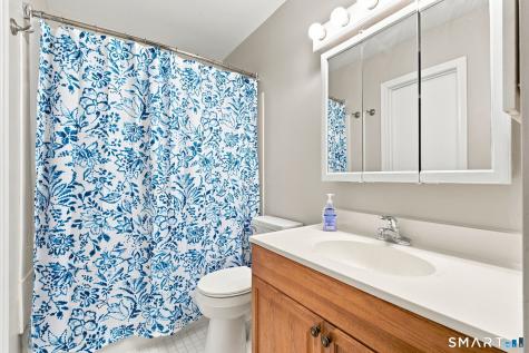 28 Larkspur Drive Cromwell CT 06416