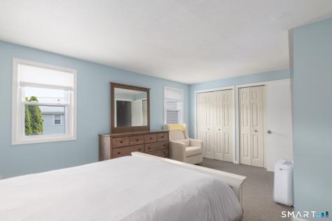 24 East Gate Lane Hamden CT 06514
