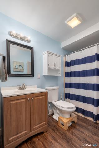 24 East Gate Lane Hamden CT 06514