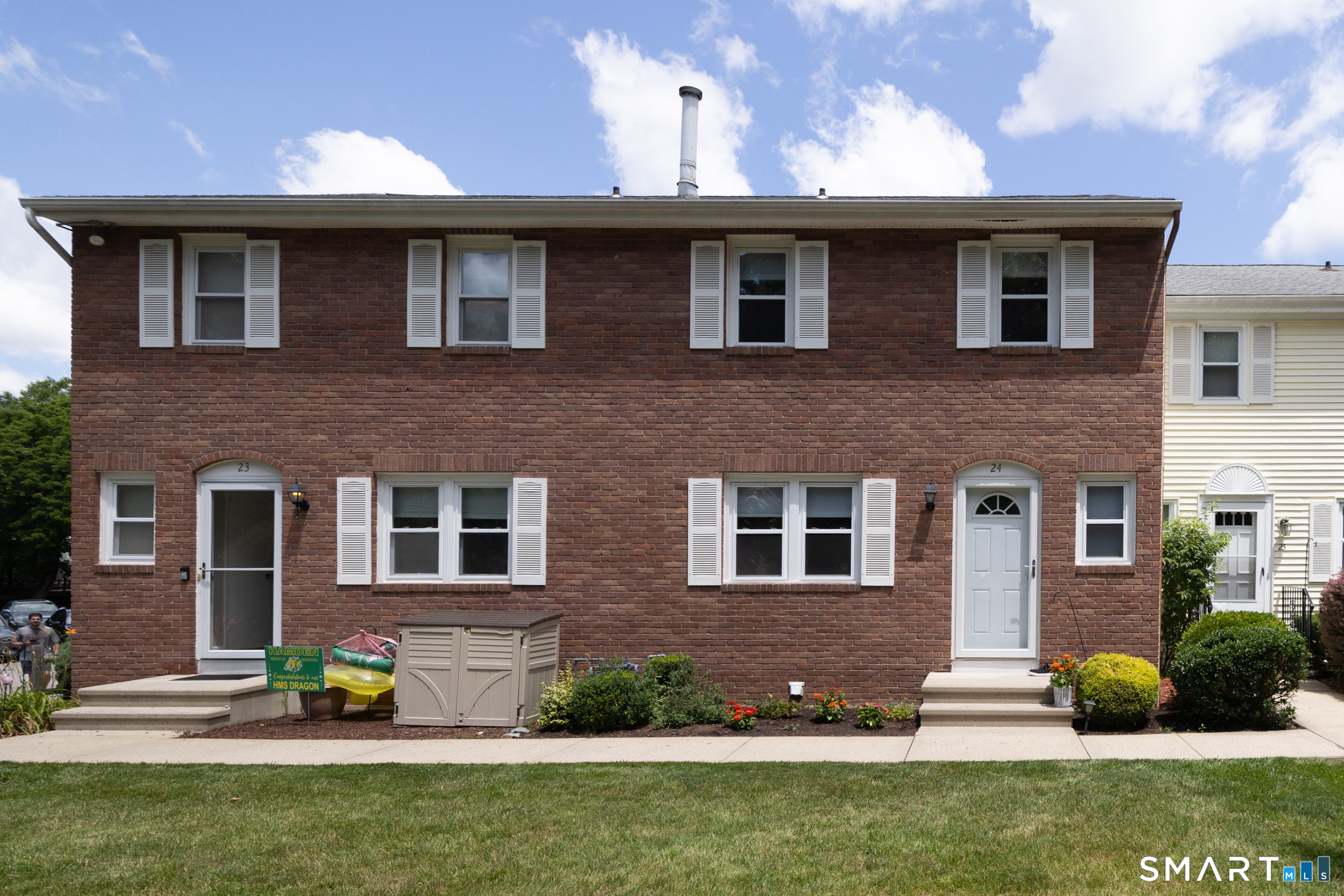 24 East Gate Lane Hamden CT 06514