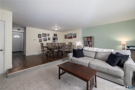 24 East Gate Lane Hamden CT 06514