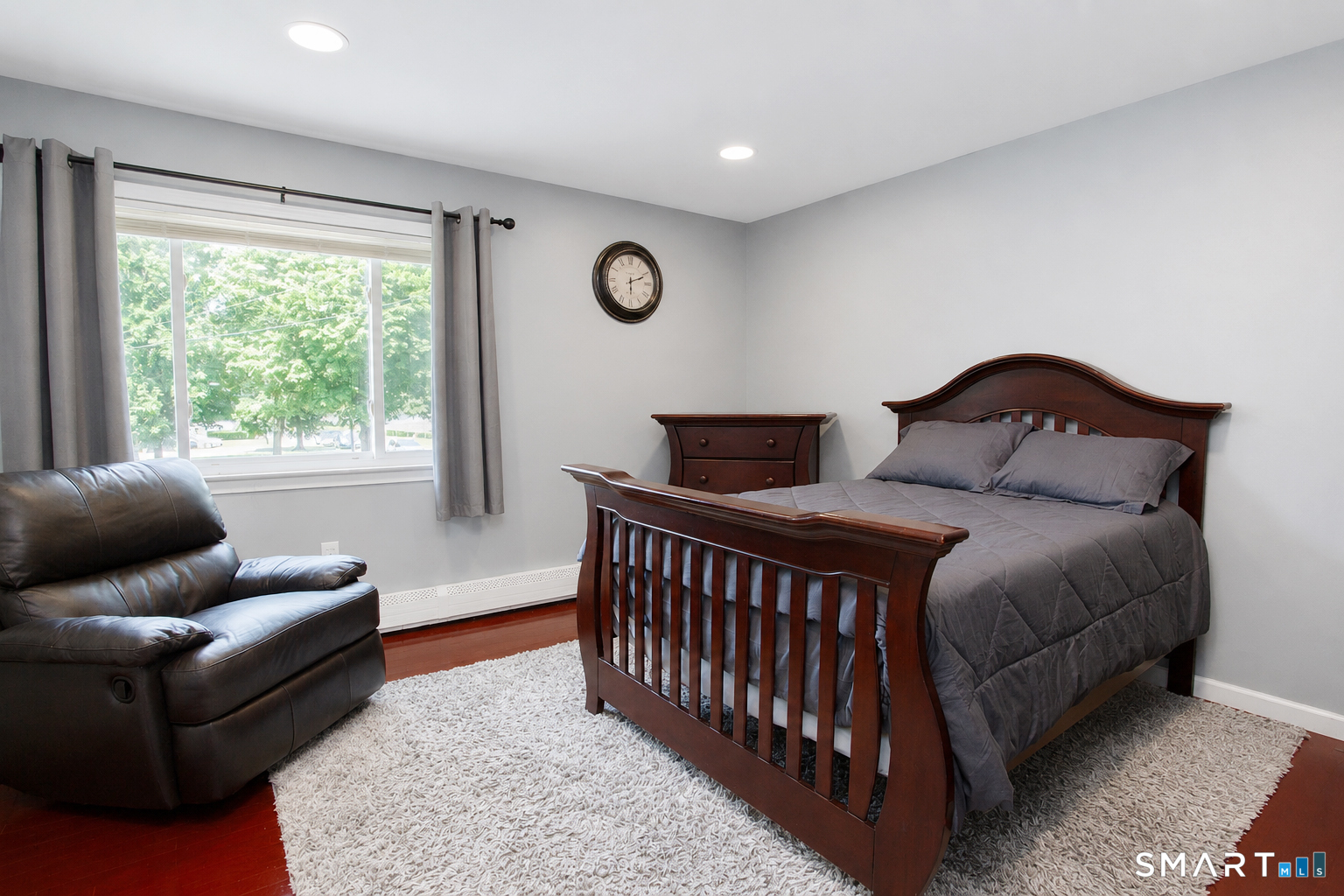 3 Camelot Drive Bloomfield CT 06002