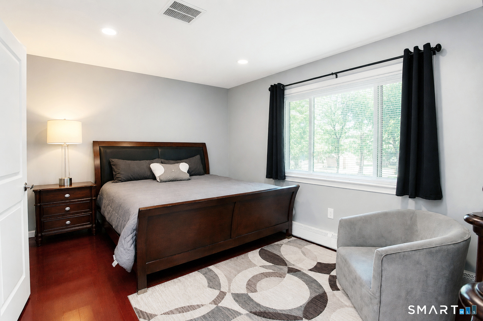 3 Camelot Drive Bloomfield CT 06002