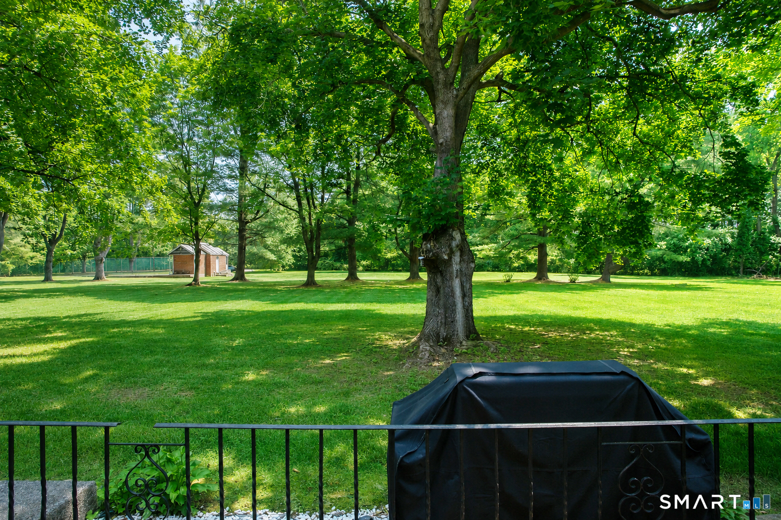 3 Camelot Drive Bloomfield CT 06002