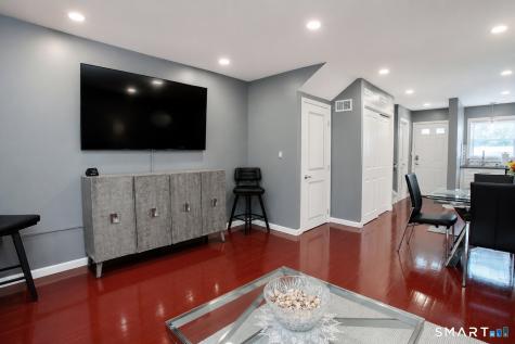 3 Camelot Drive Bloomfield CT 06002