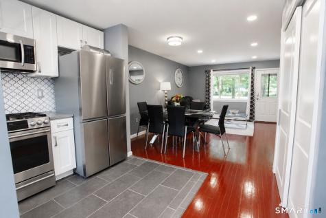 3 Camelot Drive Bloomfield CT 06002