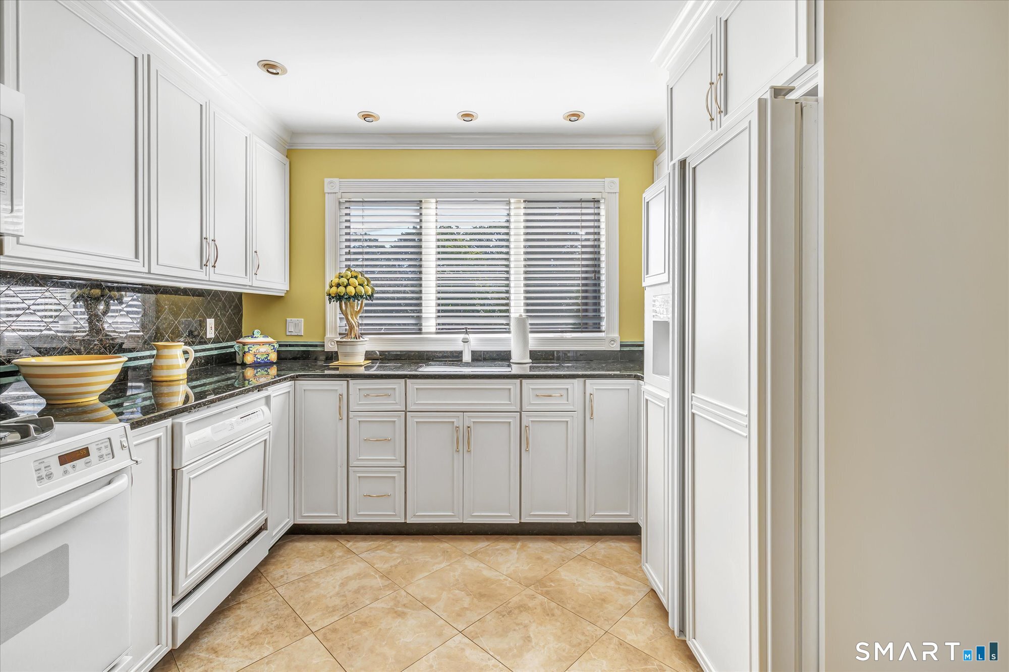 690 Forest Road West Haven CT 06516