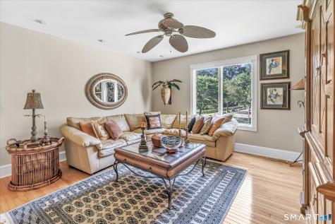 690 Forest Road West Haven CT 06516