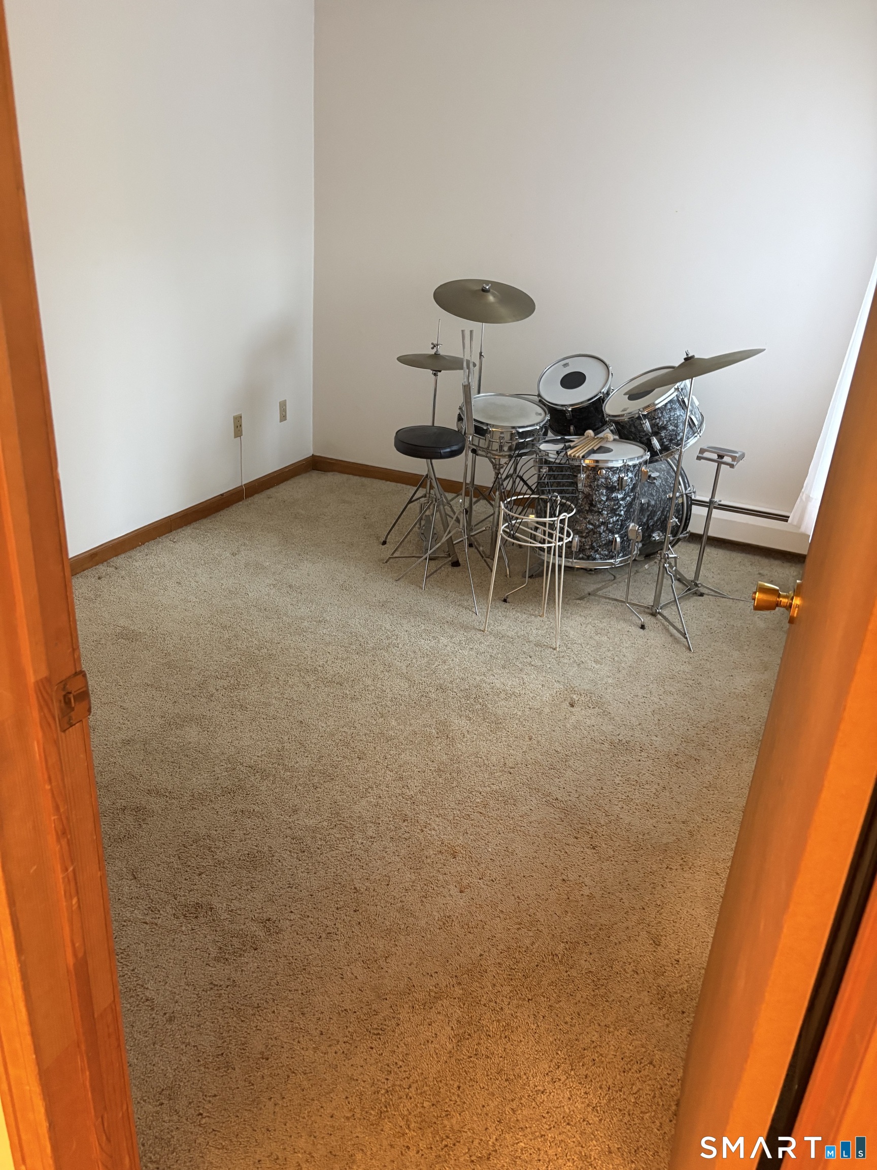 26 Amato Drive South Windsor CT 06074