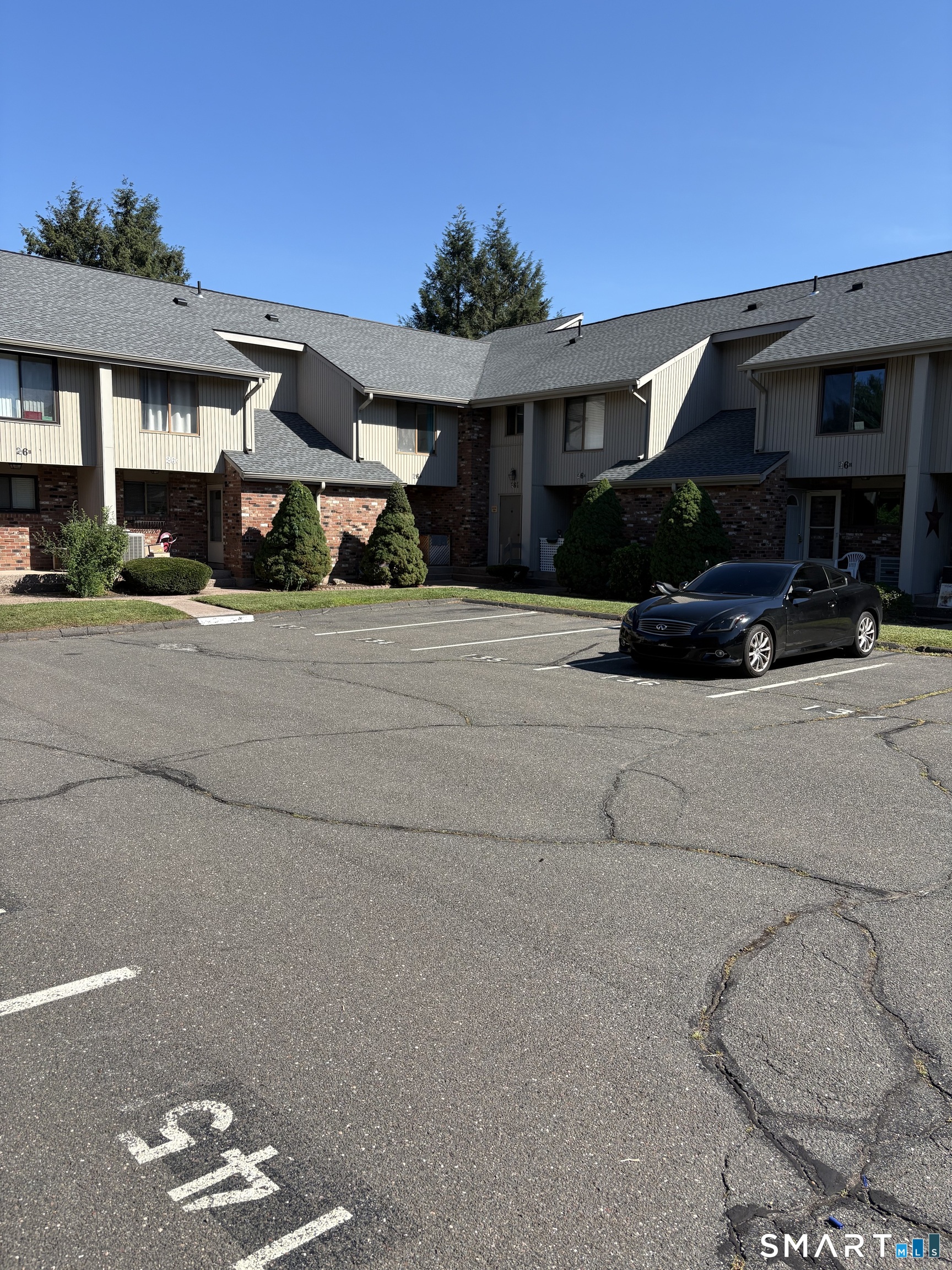 26 Amato Drive South Windsor CT 06074