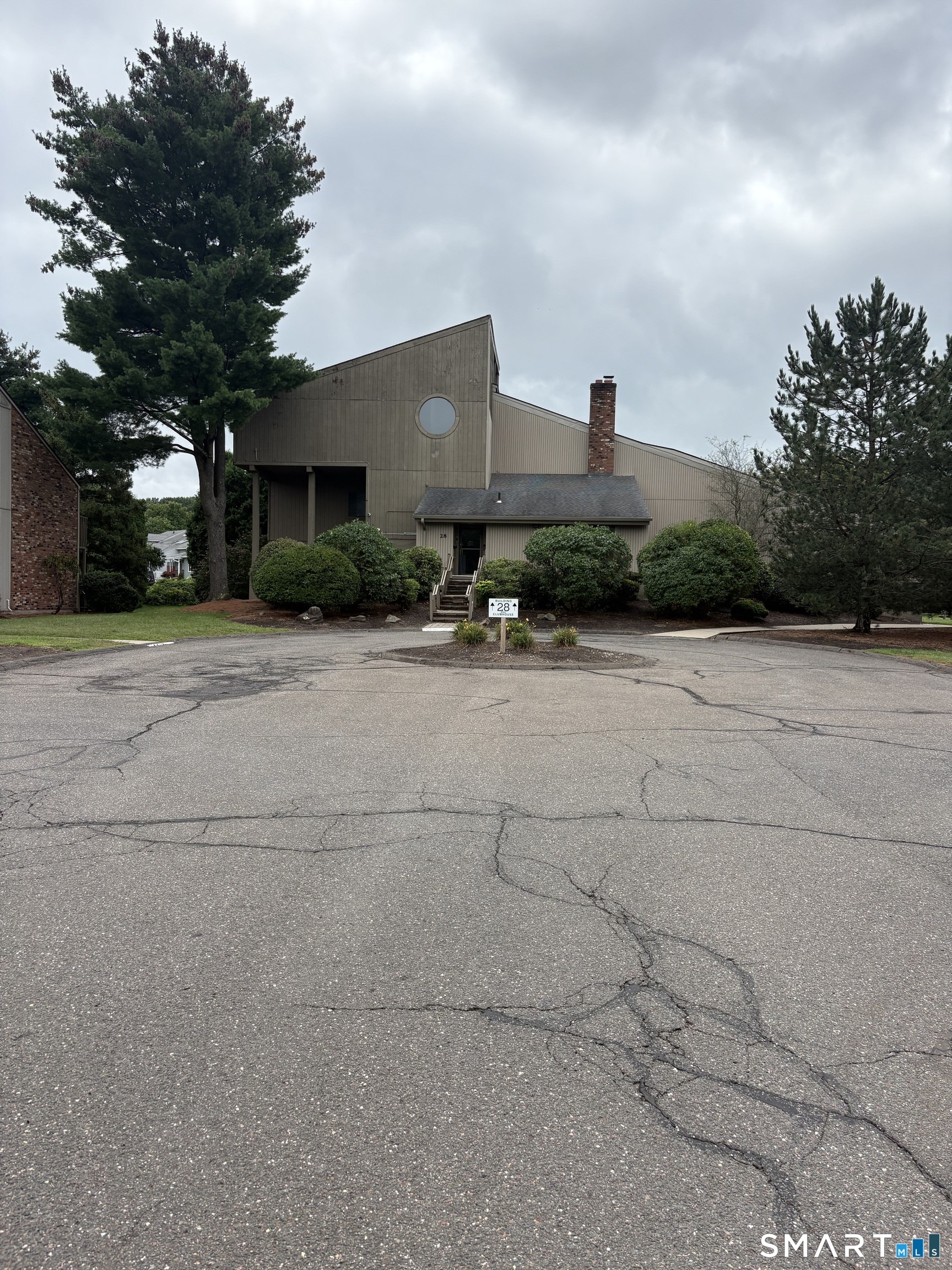 26 Amato Drive South Windsor CT 06074