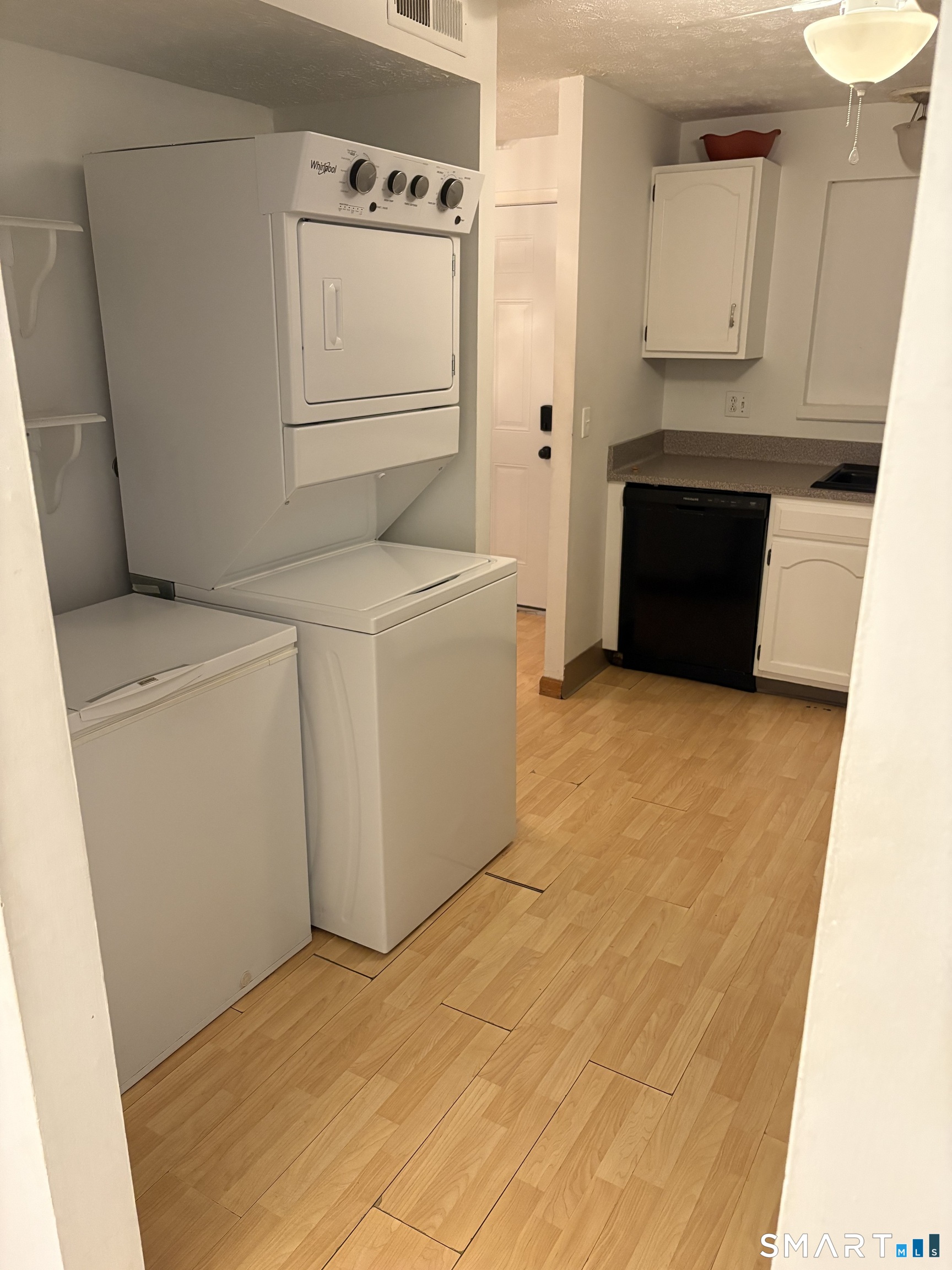 26 Amato Drive South Windsor CT 06074