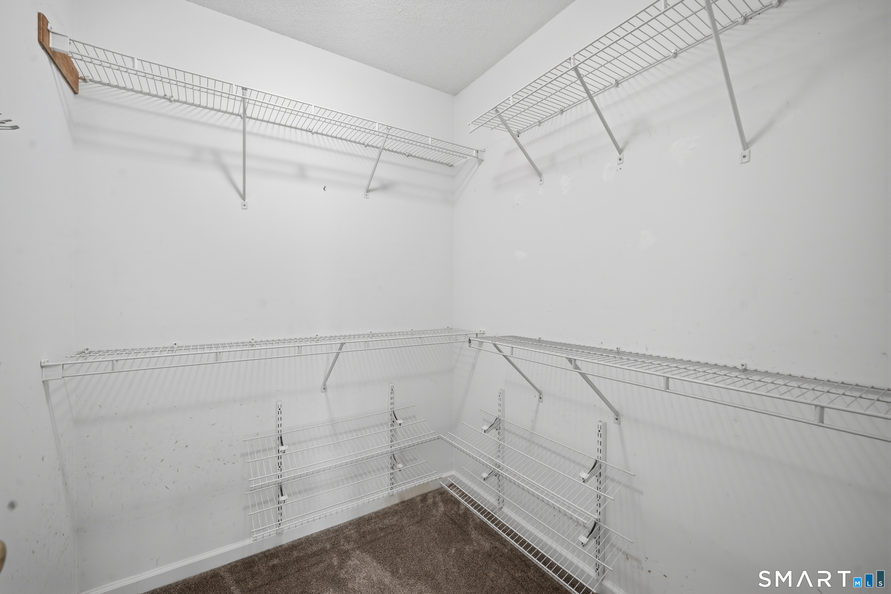 17 Heather Lane Suffield CT 06078