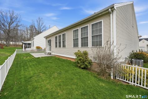 17 Heather Lane Suffield CT 06078
