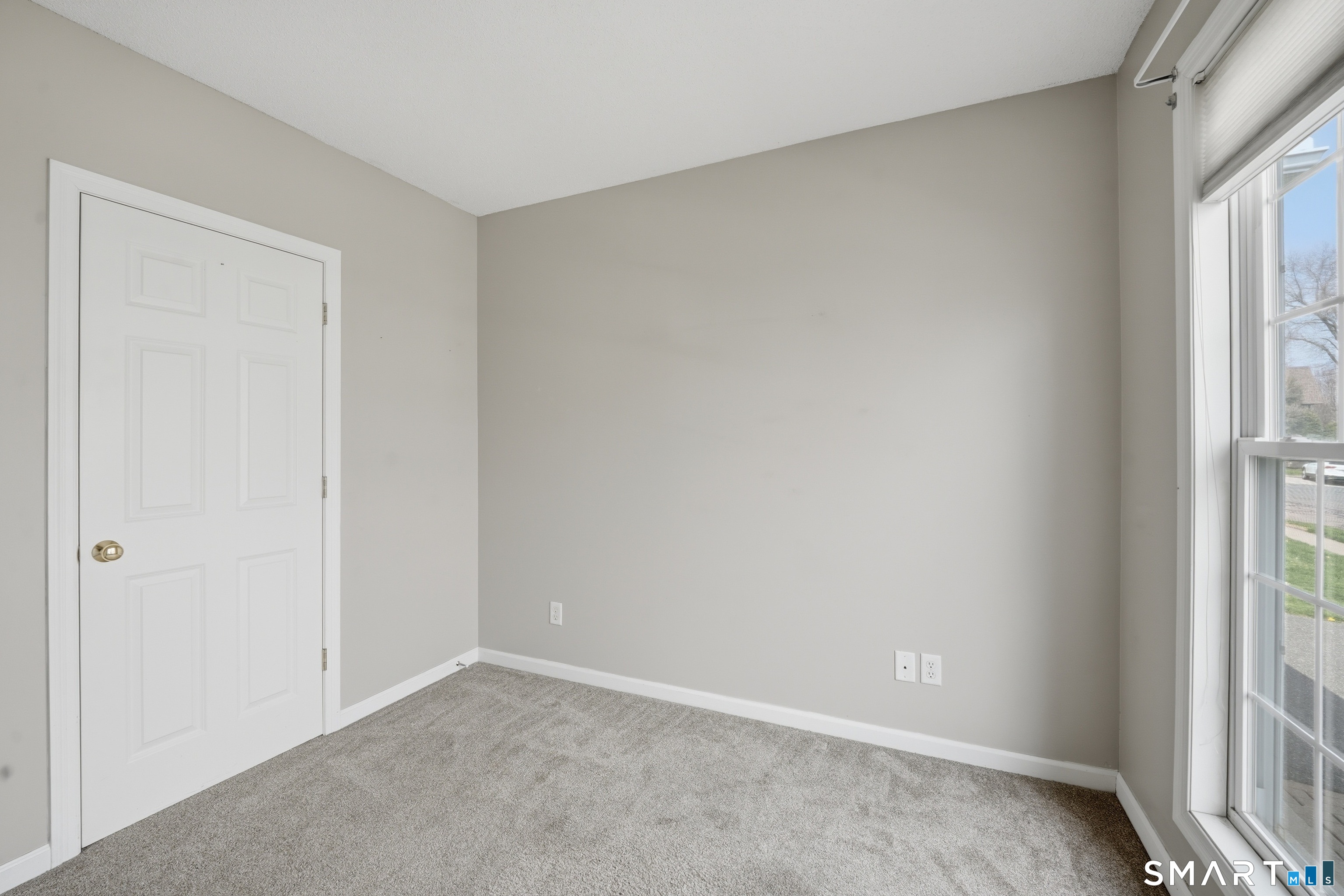 17 Heather Lane Suffield CT 06078