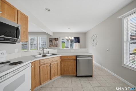 17 Heather Lane Suffield CT 06078