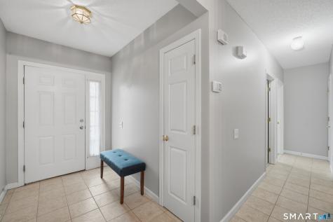 17 Heather Lane Suffield CT 06078
