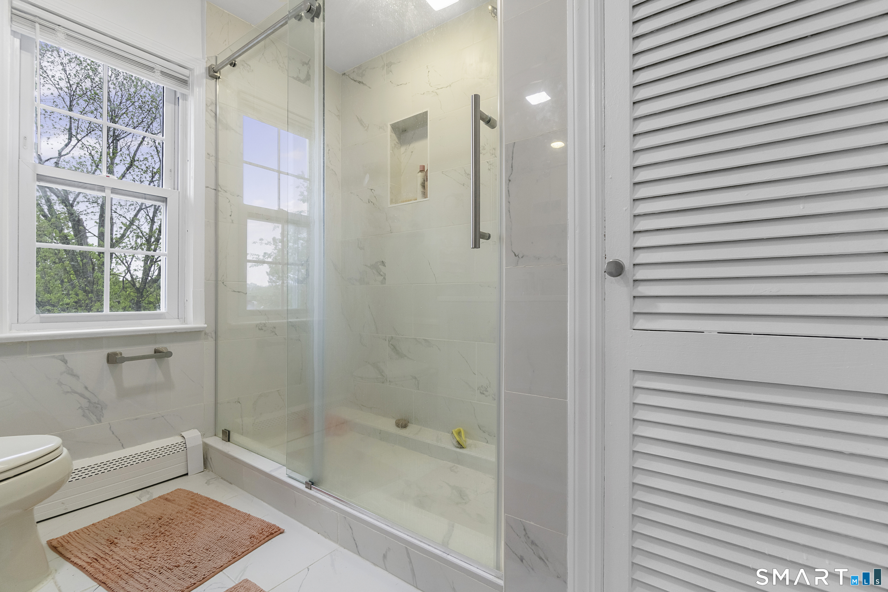 33 Colonial Road Stamford CT 06906