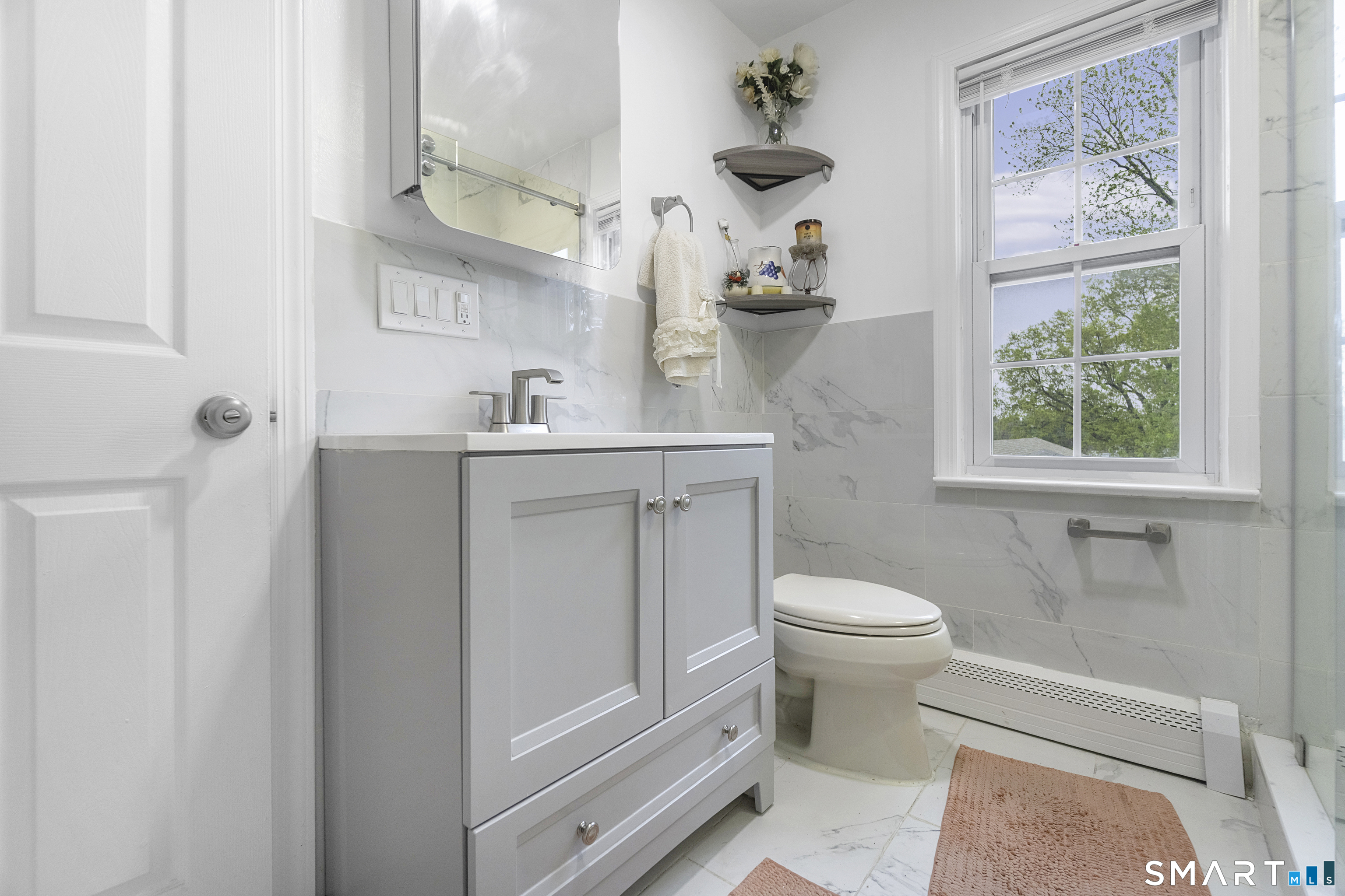 33 Colonial Road Stamford CT 06906