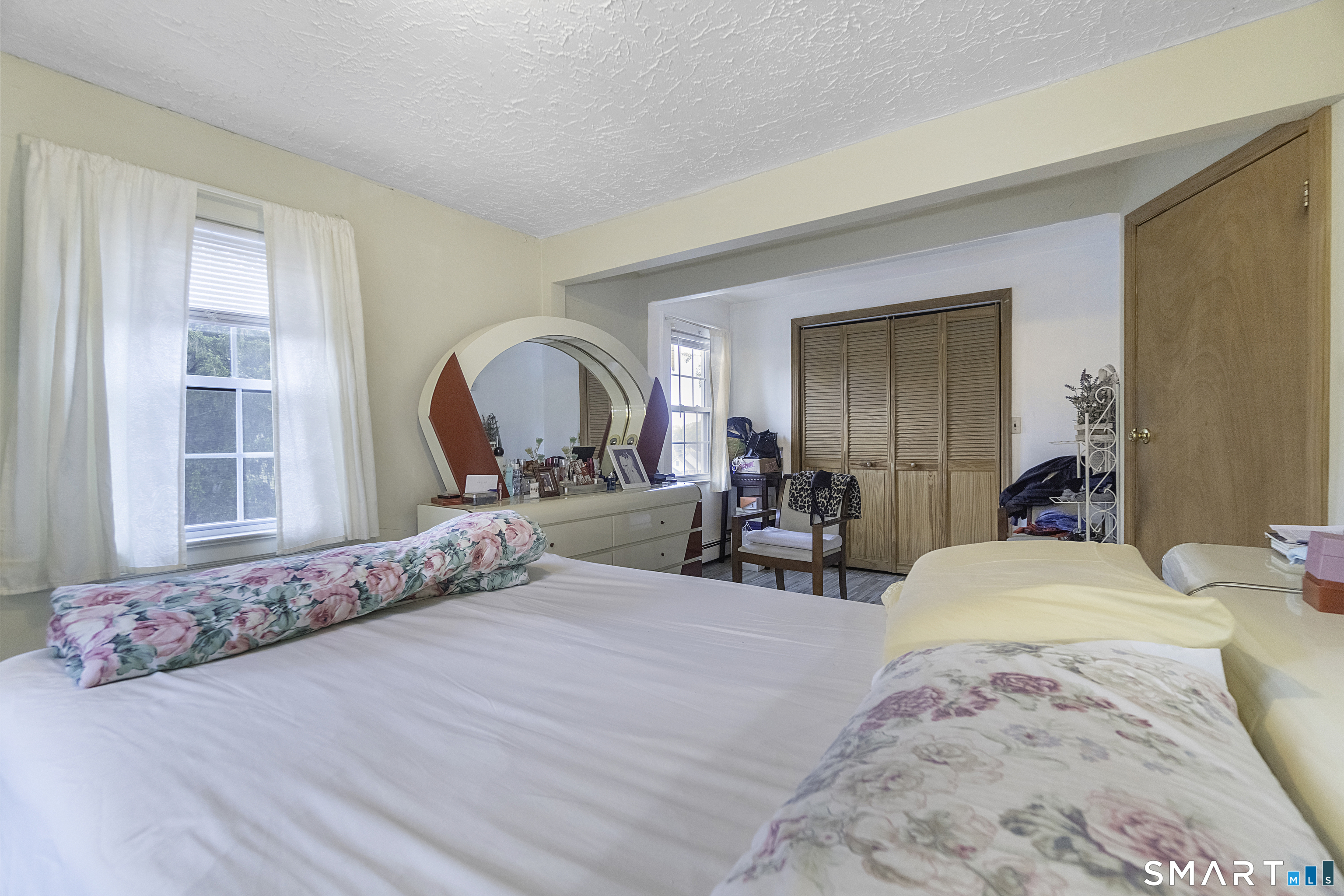 33 Colonial Road Stamford CT 06906