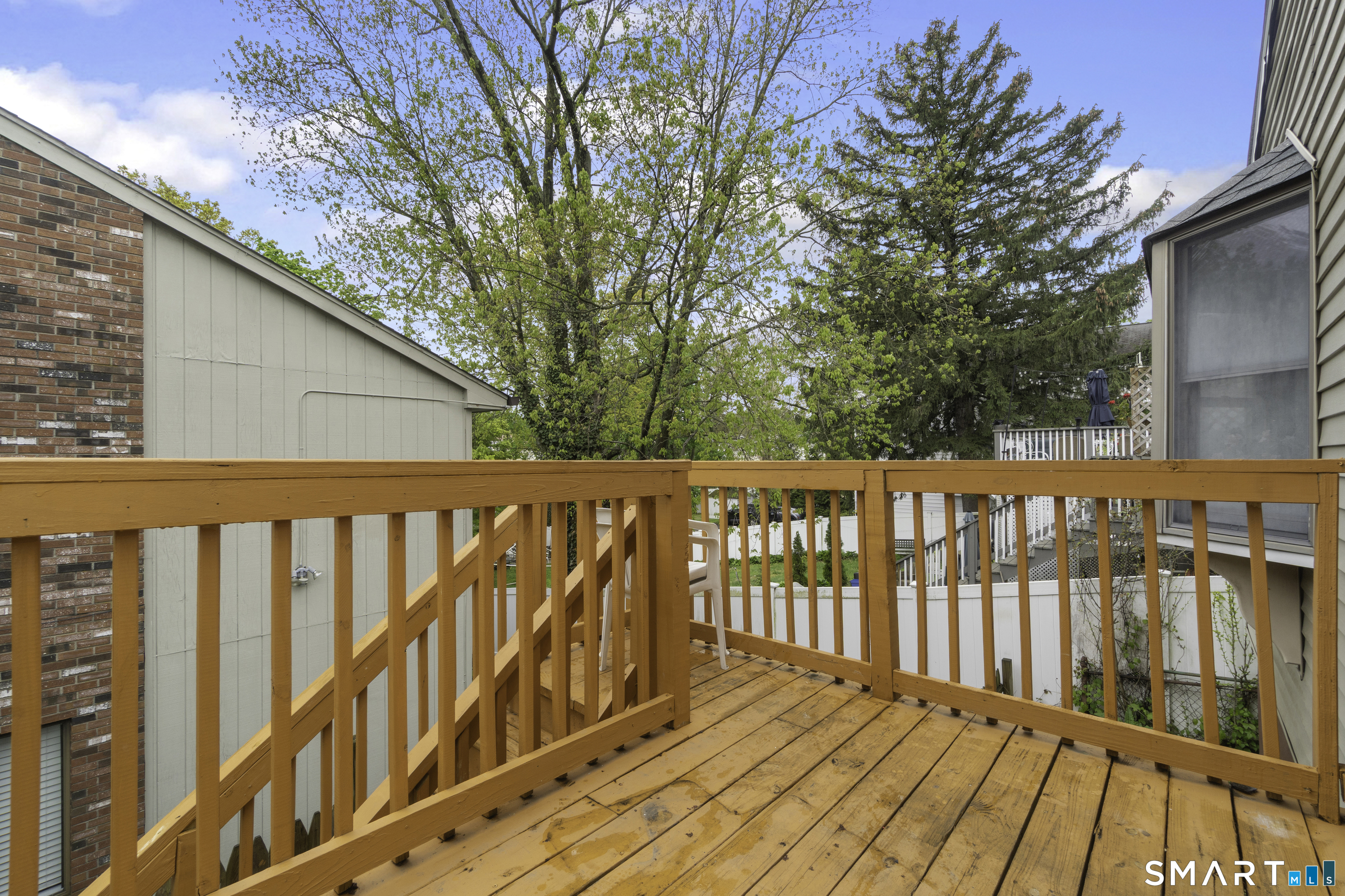 33 Colonial Road Stamford CT 06906