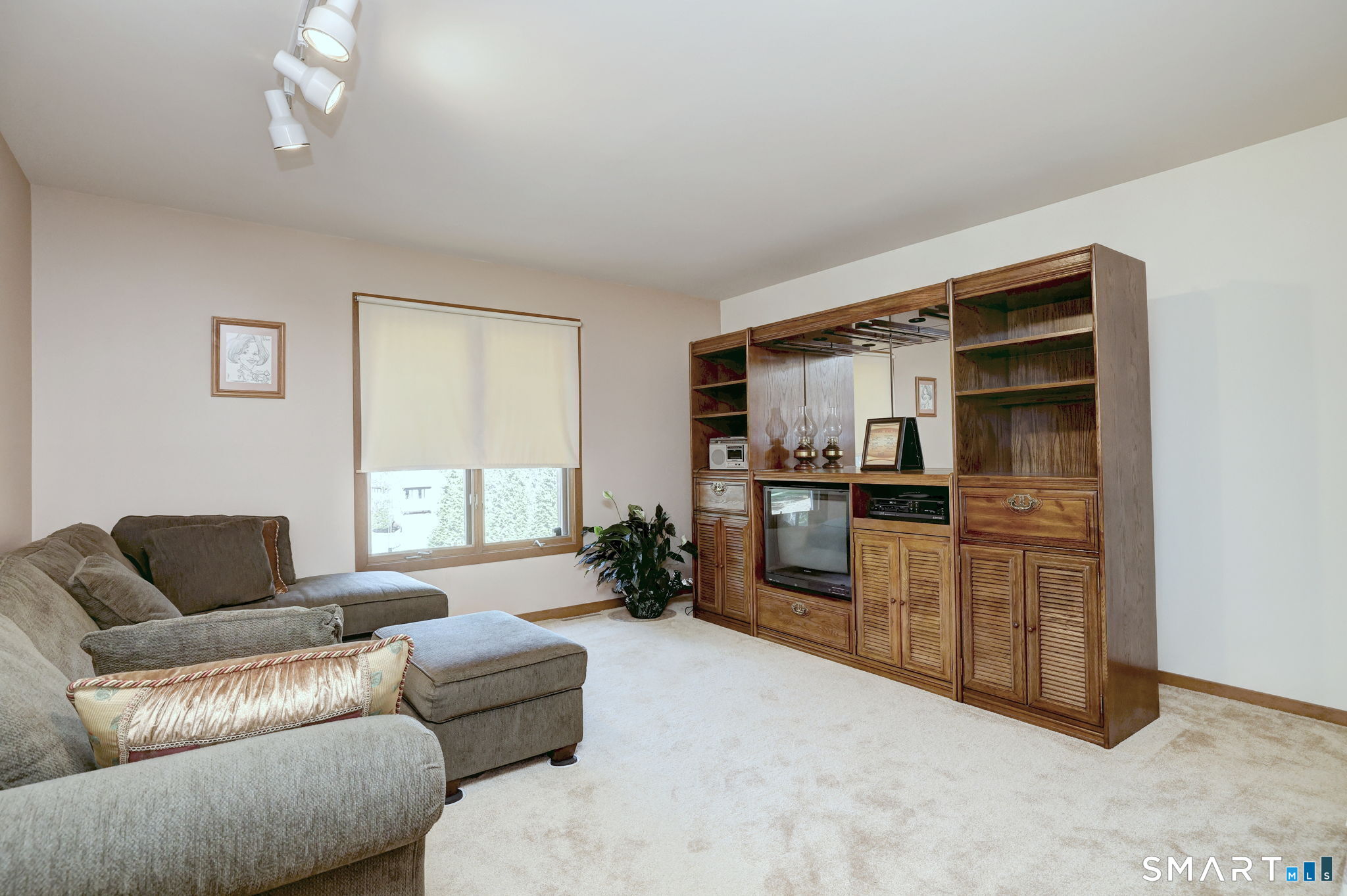 690 Forest Road West Haven CT 06516