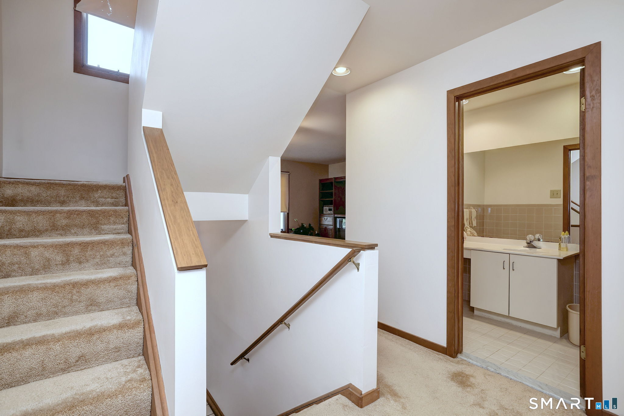 690 Forest Road West Haven CT 06516