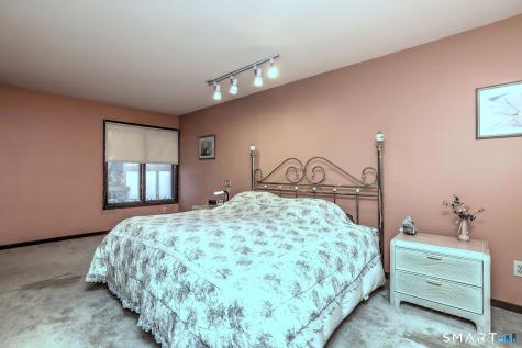 690 Forest Road West Haven CT 06516