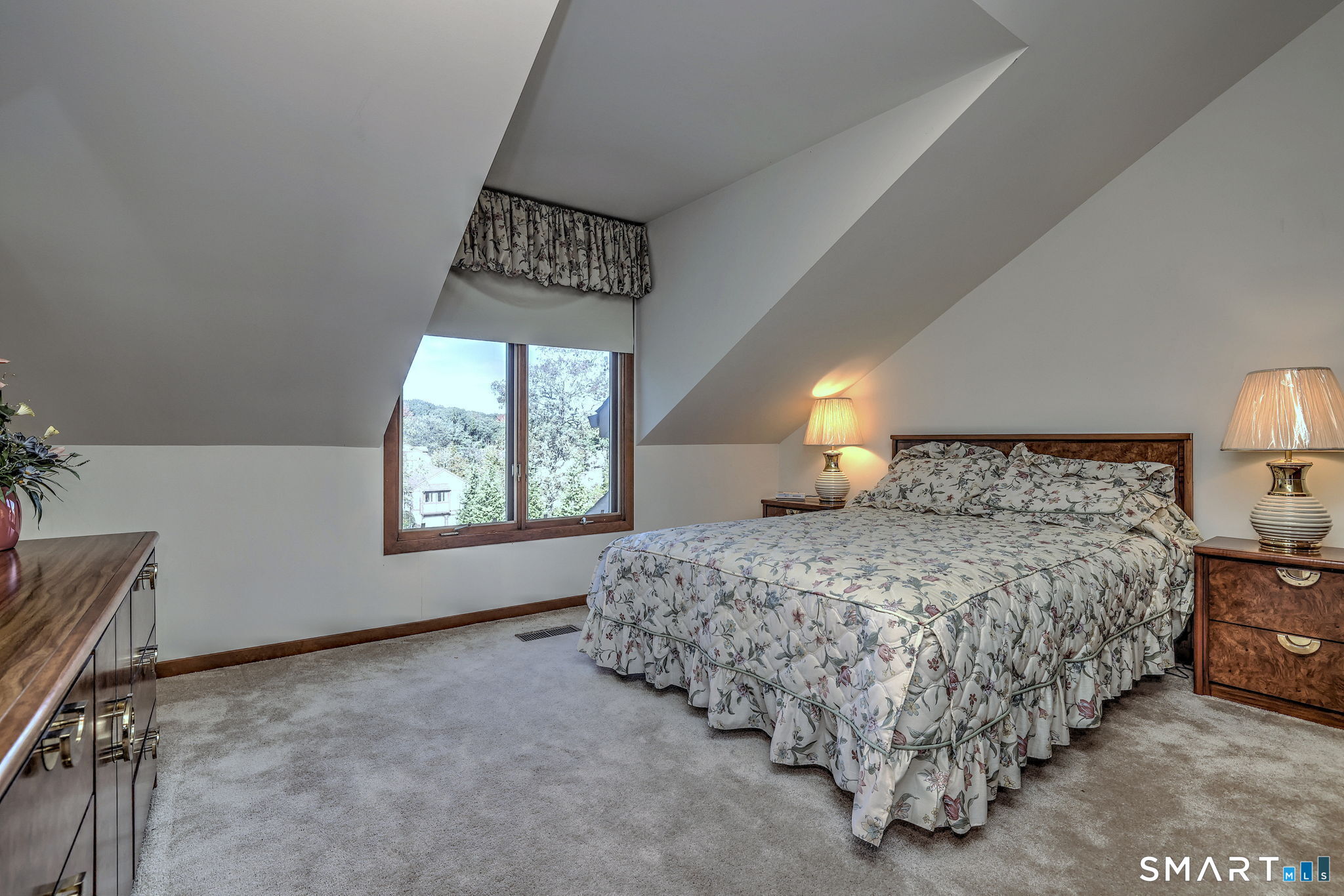 690 Forest Road West Haven CT 06516