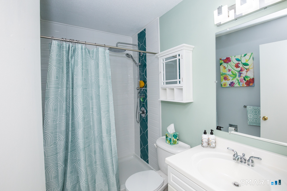 15 Pilgrim Harbor Wallingford CT 06492