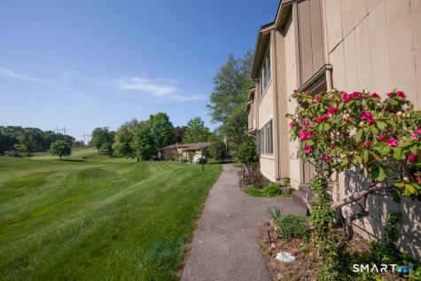 15 Pilgrim Harbor Wallingford CT 06492
