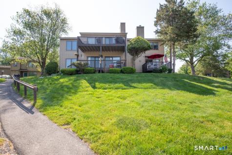 15 Pilgrim Harbor Wallingford CT 06492