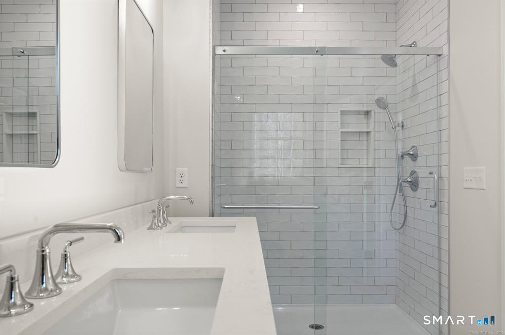 20 Fieldstone Court Bethel CT 06801