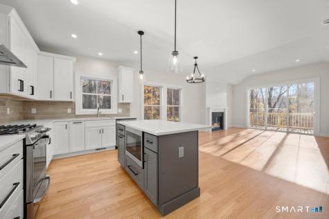 20 Fieldstone Court Bethel CT 06801