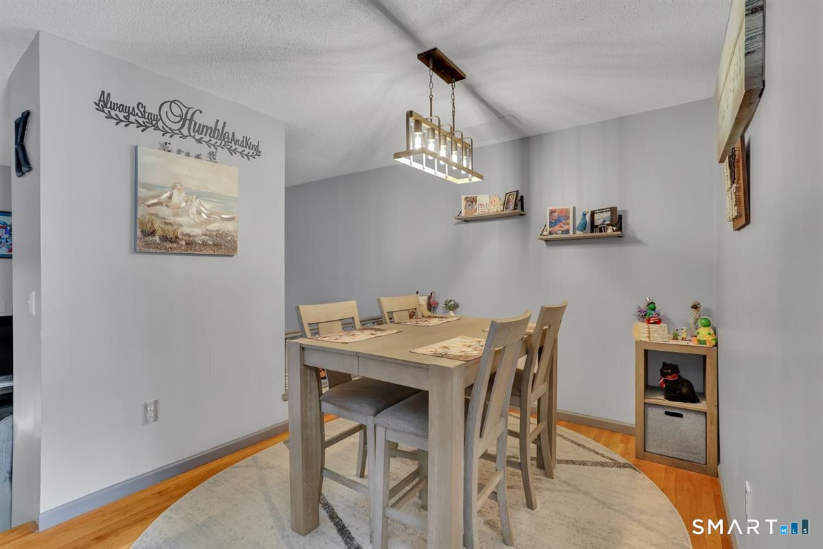 15 Cherokee Court Cromwell CT 06416