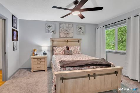 15 Cherokee Court Cromwell CT 06416