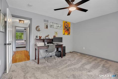 15 Cherokee Court Cromwell CT 06416
