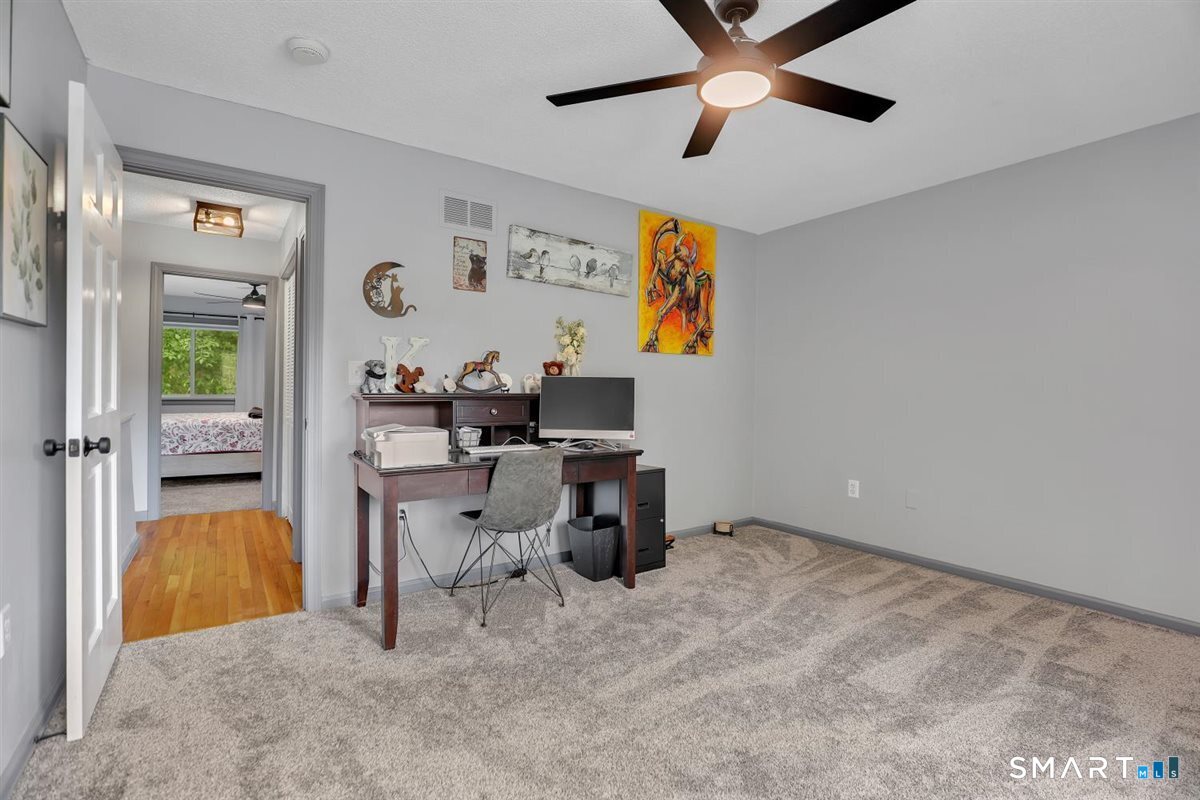 15 Cherokee Court Cromwell CT 06416