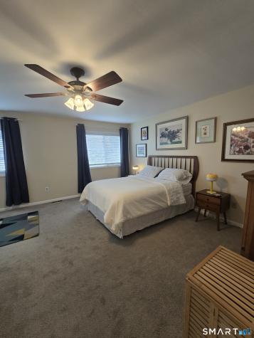 27 Crows Nest Lane Danbury CT 06810